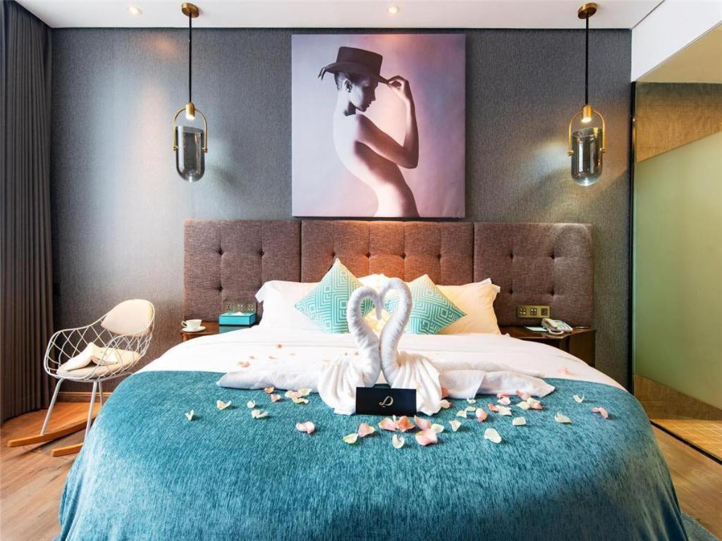 Xana Hotelle-Hotel Luzhou Baizitu Square Εξωτερικό φωτογραφία